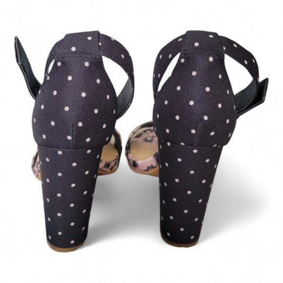 Torrid Paisley Dot Sandals Size 8.5W Ankle Strap Pink Polk Dots - Picture 7 of 12